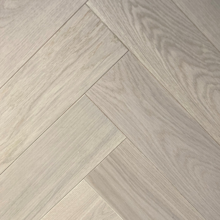 Pilt 2-kihiline parkett Floorin Forest TAMM Mix grey moon õlivaha (vasak)